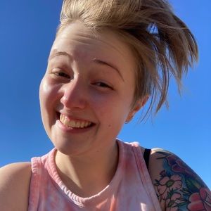 Meet your Posher, Maddie